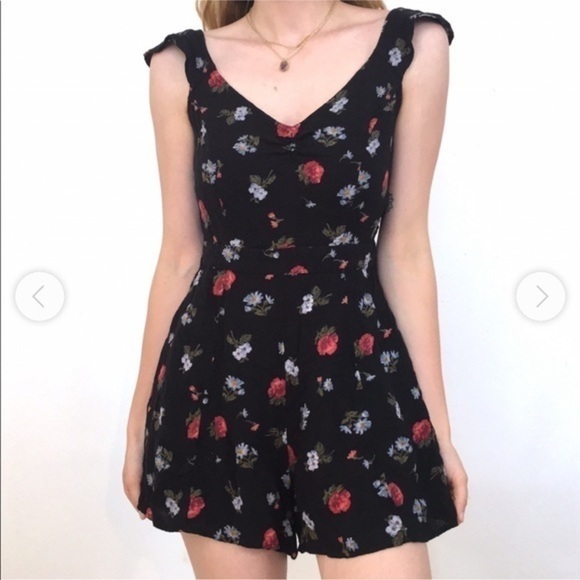 American Eagle Smocked Open Back Romper- Floral - Picture 6 of 9